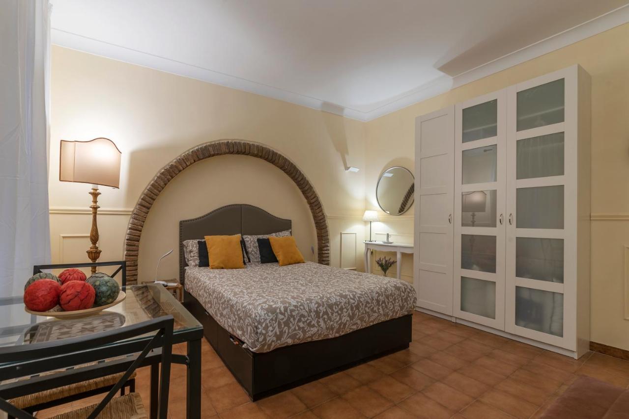 Piazza Navona & Pantheon Central Apartment Rome Bagian luar foto