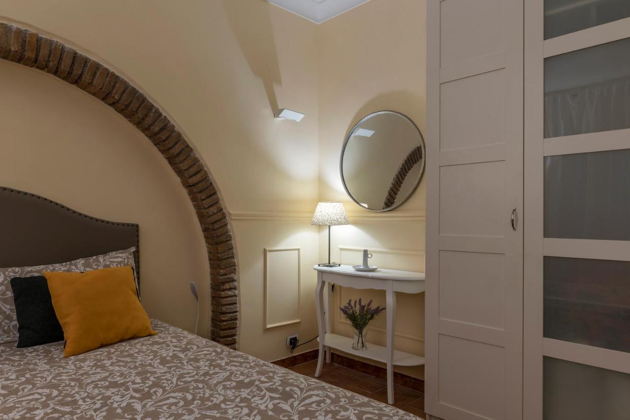 Piazza Navona & Pantheon Central Apartment Rome Bagian luar foto