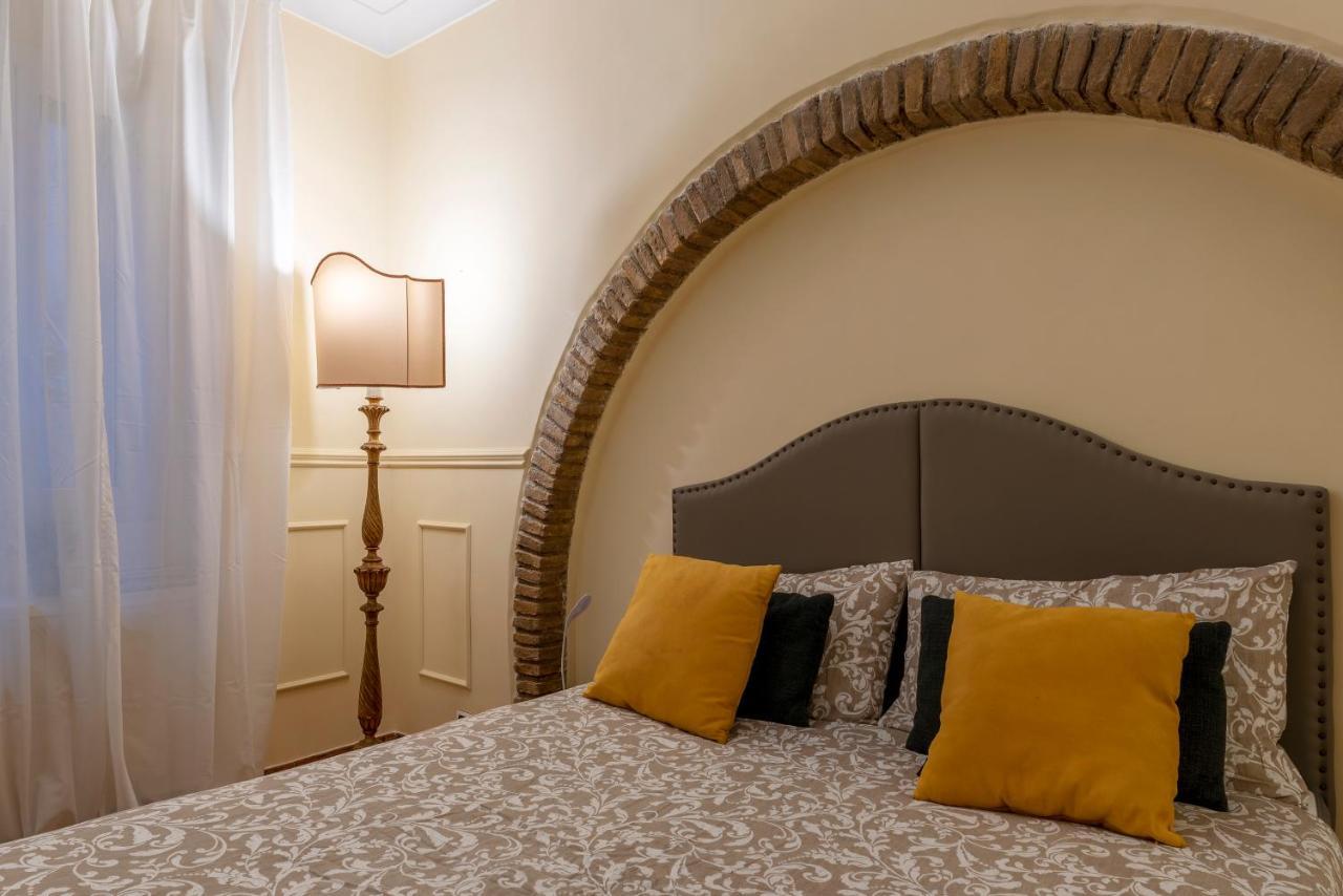 Piazza Navona & Pantheon Central Apartment Rome Bagian luar foto