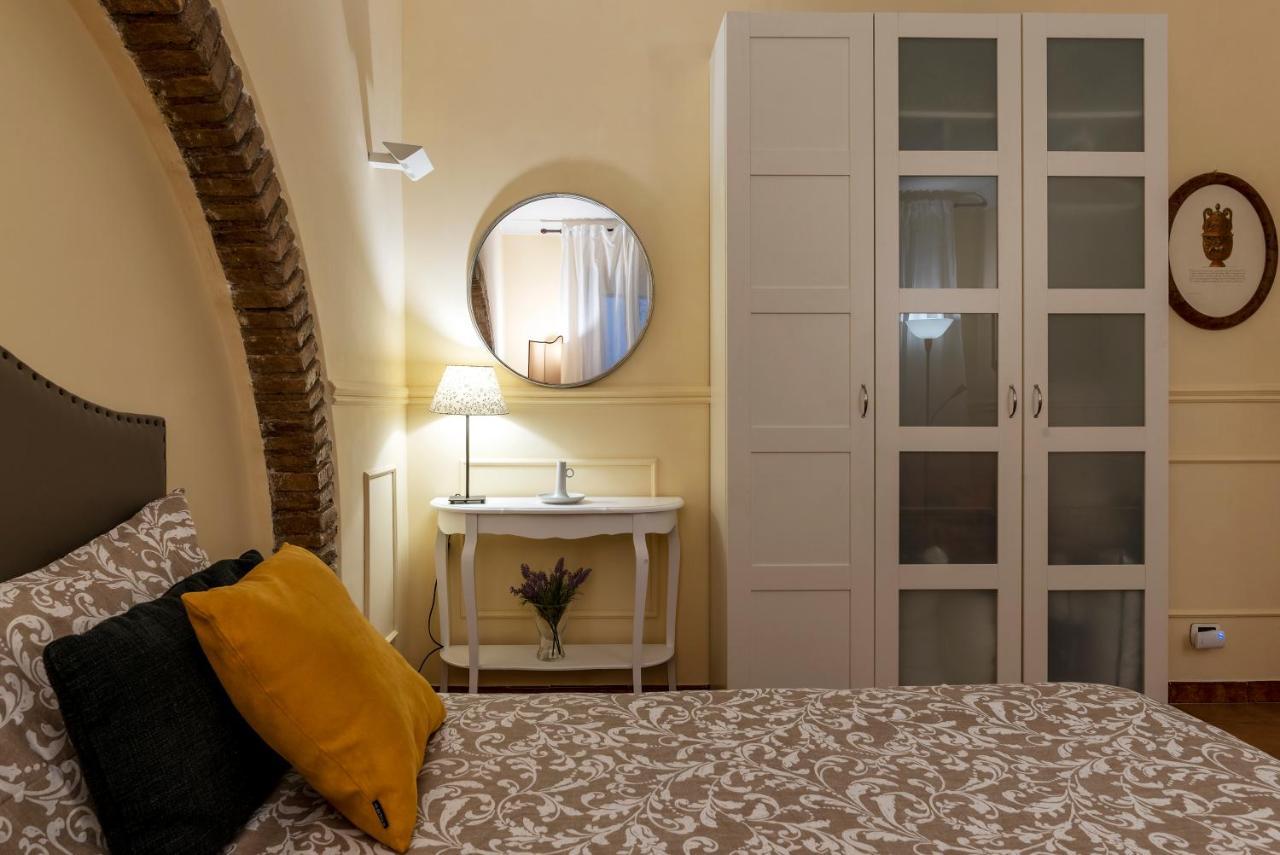 Piazza Navona & Pantheon Central Apartment Rome Bagian luar foto