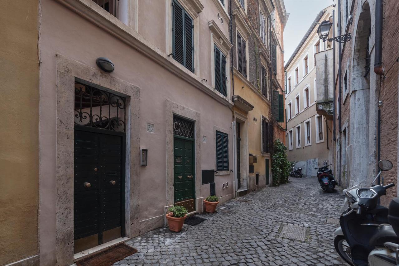 Piazza Navona & Pantheon Central Apartment Rome Bagian luar foto