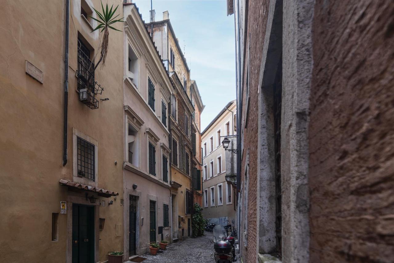 Piazza Navona & Pantheon Central Apartment Rome Bagian luar foto